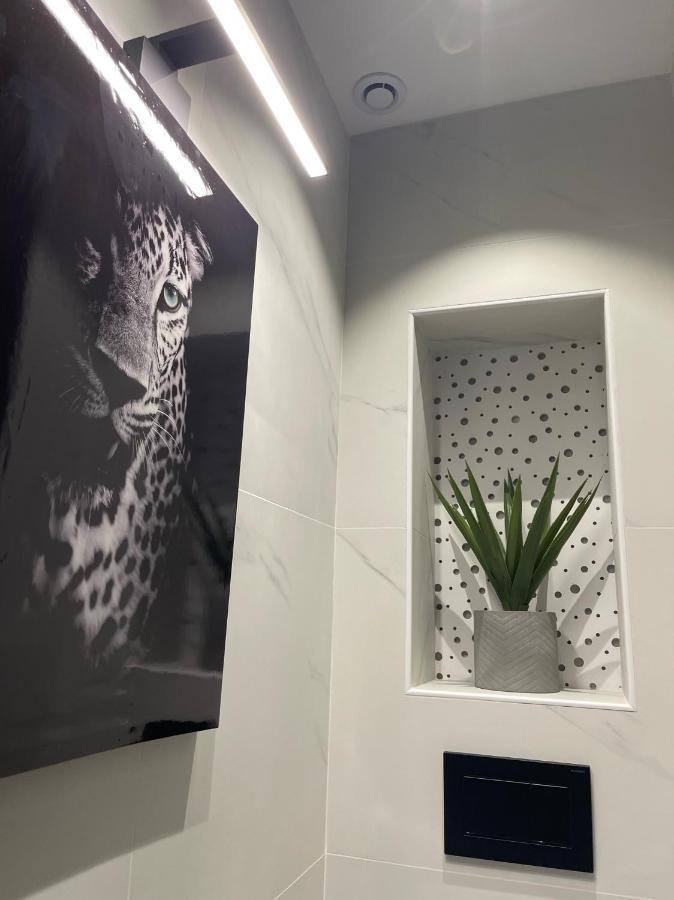 דירות ניס Luxury Garden Jacuzzi Promenade מראה חיצוני תמונה
