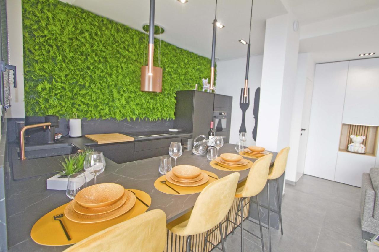 דירות ניס Luxury Garden Jacuzzi Promenade מראה חיצוני תמונה
